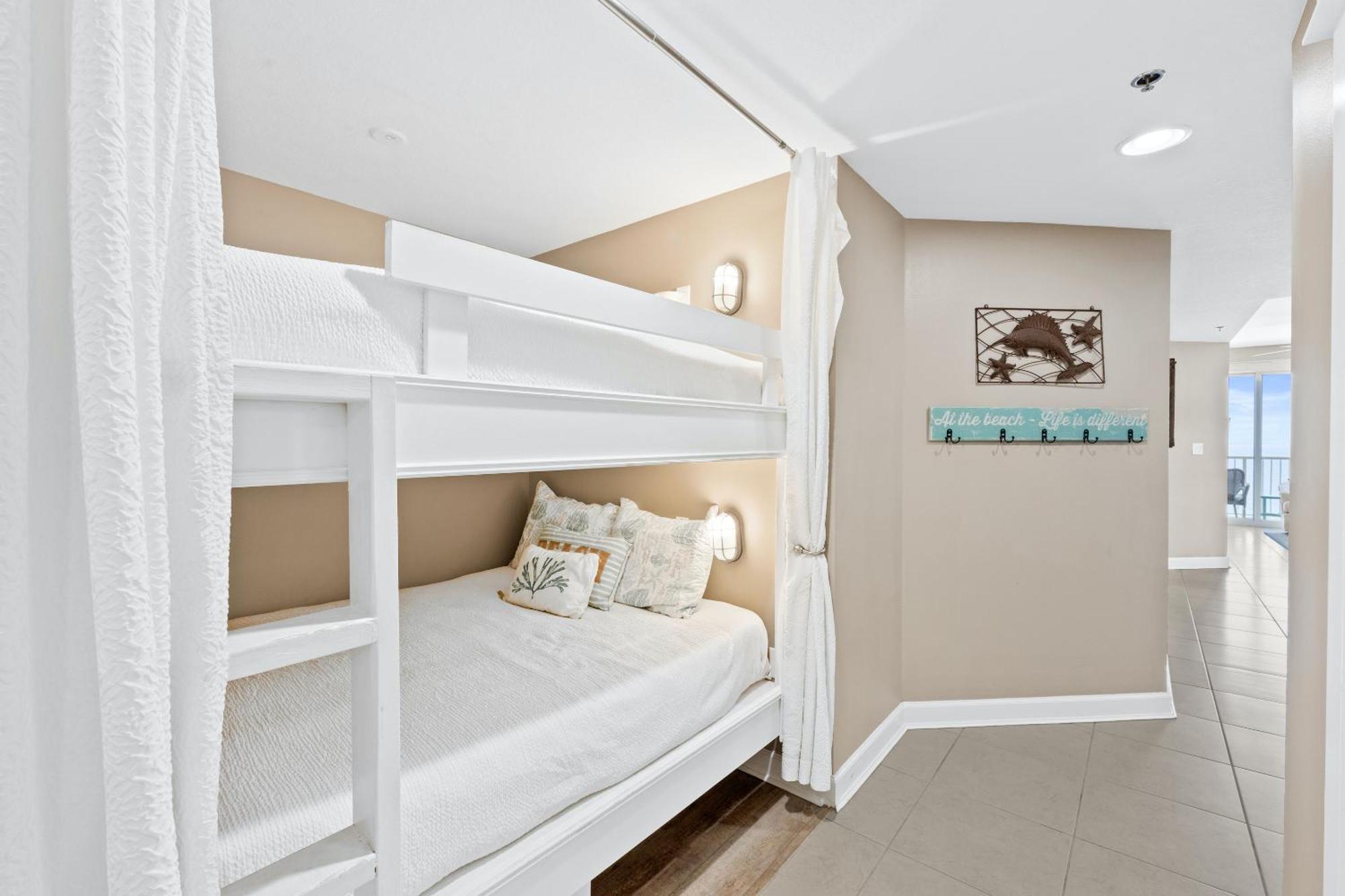 Grand Panama By Panhandle Getaways Panama City Beach Rum bild